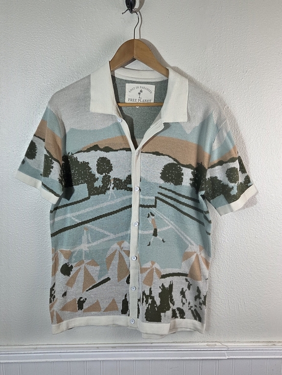 Free Planet Other - Free Planet Lost In Paradise Scenic Knit Resort Top Pool Beach Button Front M